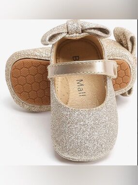 Felix & Flora Baby Walking Shoes Moccasins Rubber Sole in (Size: 6-9M)